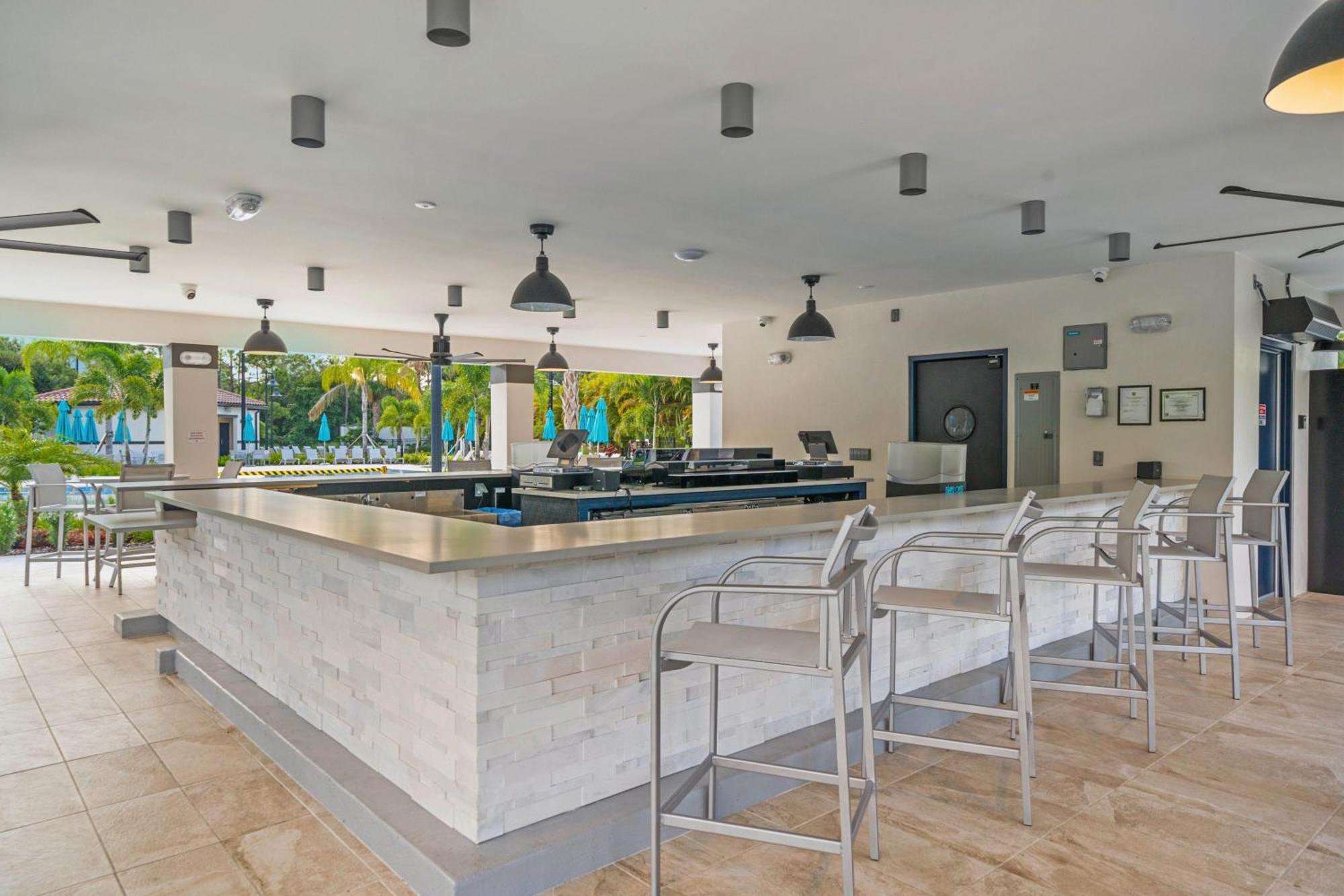 Ground-floor Next To Vista Cay Clubhouse And Pool! *