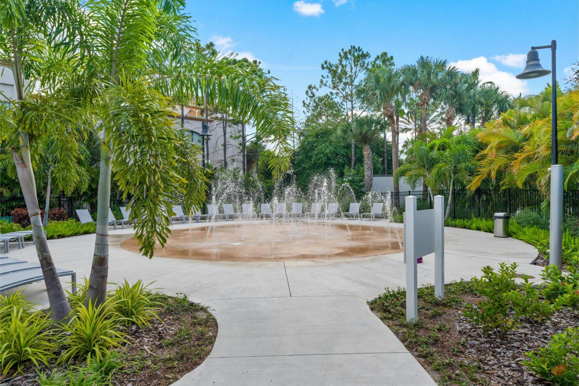 Ground-floor Next To Vista Cay Clubhouse And Pool! Orlando